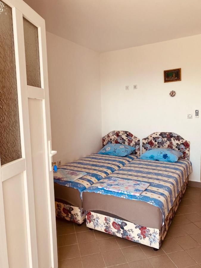 Djonovic Apartments Bar Bagian luar foto