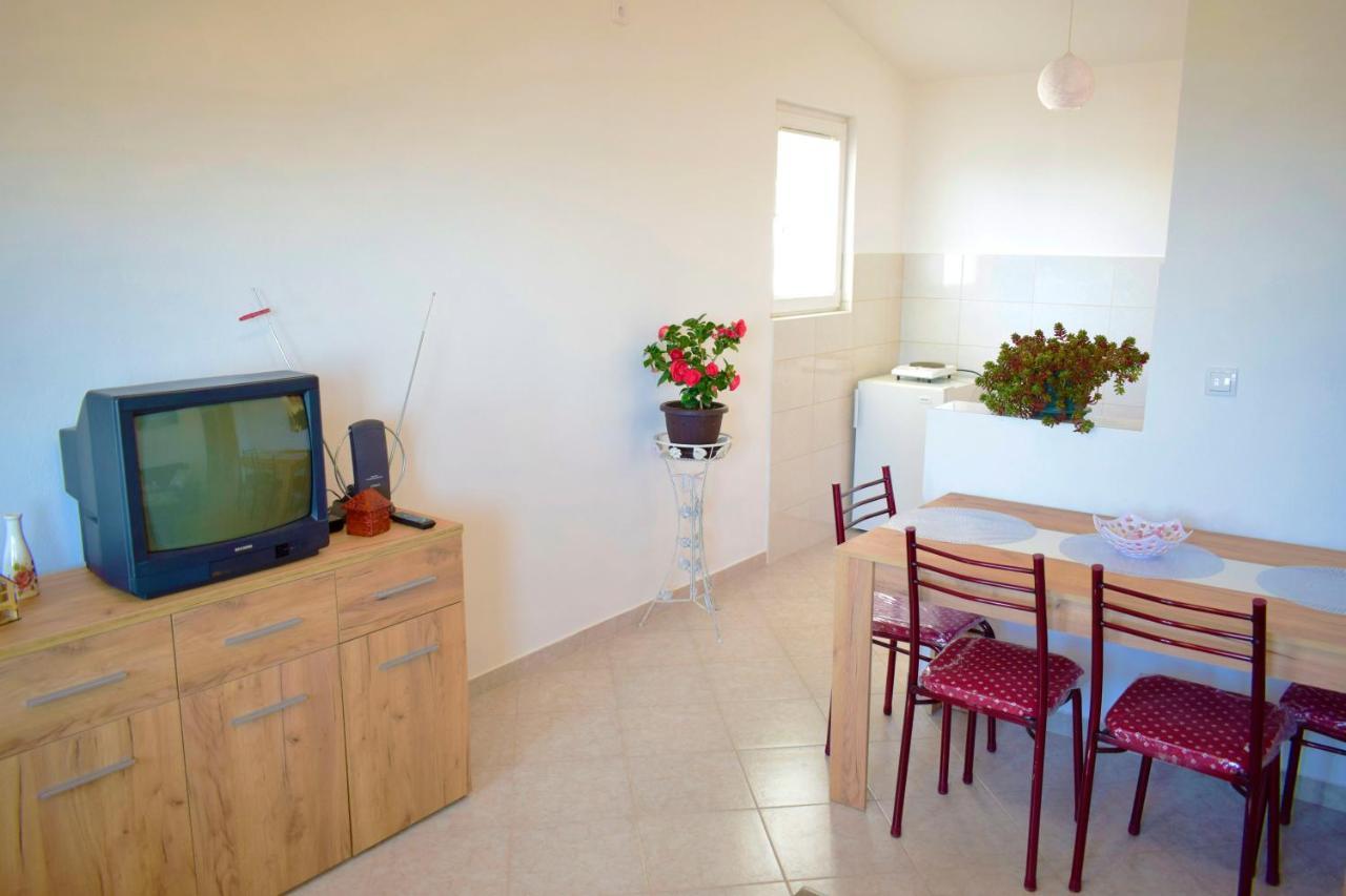 Djonovic Apartments Bar Bagian luar foto